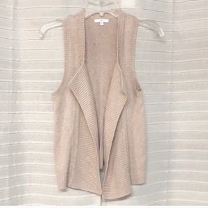 Gap sleeveless sweater